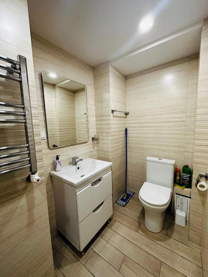 Suite Apartment On Pushkin Street Erivan Exterior foto